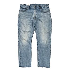 GAP Mens Straight GapFlex Jeans 38x32 Light Wash Denim Blue Comfort Relaxed EUC